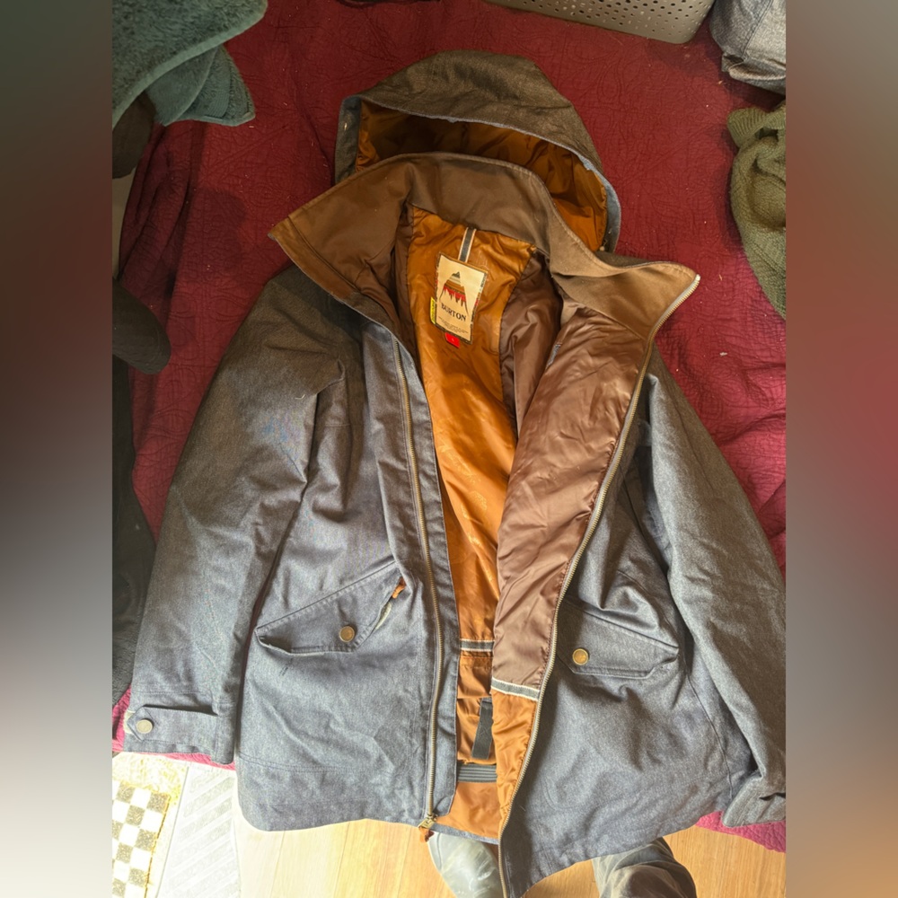 Burton Snowboarding Jacket Women’s